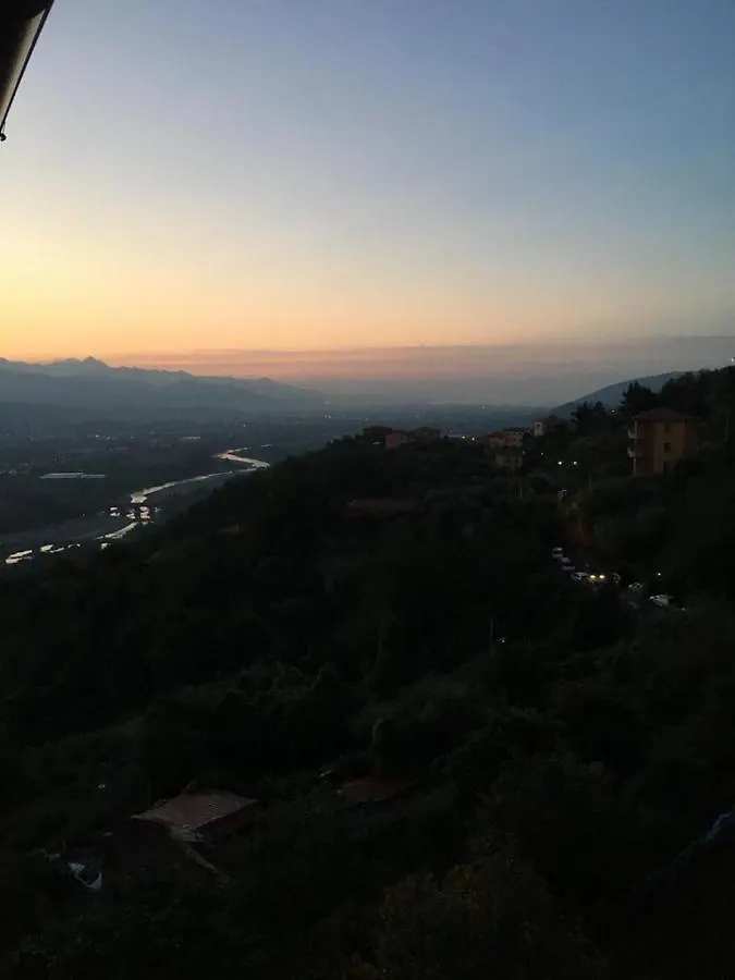 Dalla Volta Apartment Vezzano Ligure Italia
